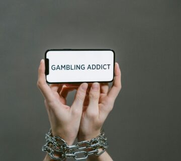 kecanduan judi online