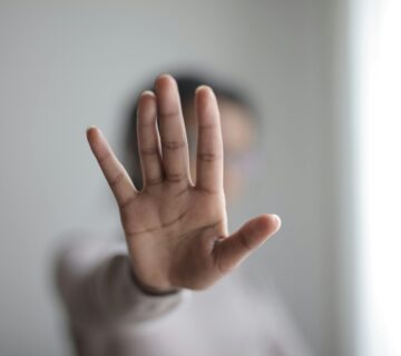 sulit mengatakan tidak