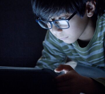 anak sulit lepas dari gadget